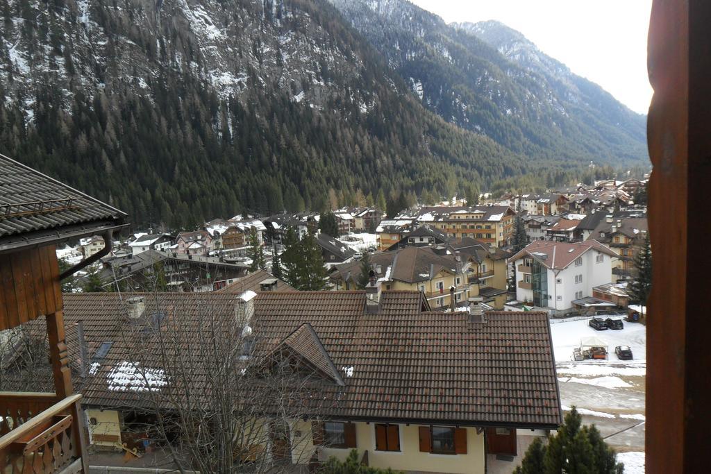 Appartamenti Vincenzo E Marcella Campitello di Fassa Eksteriør billede