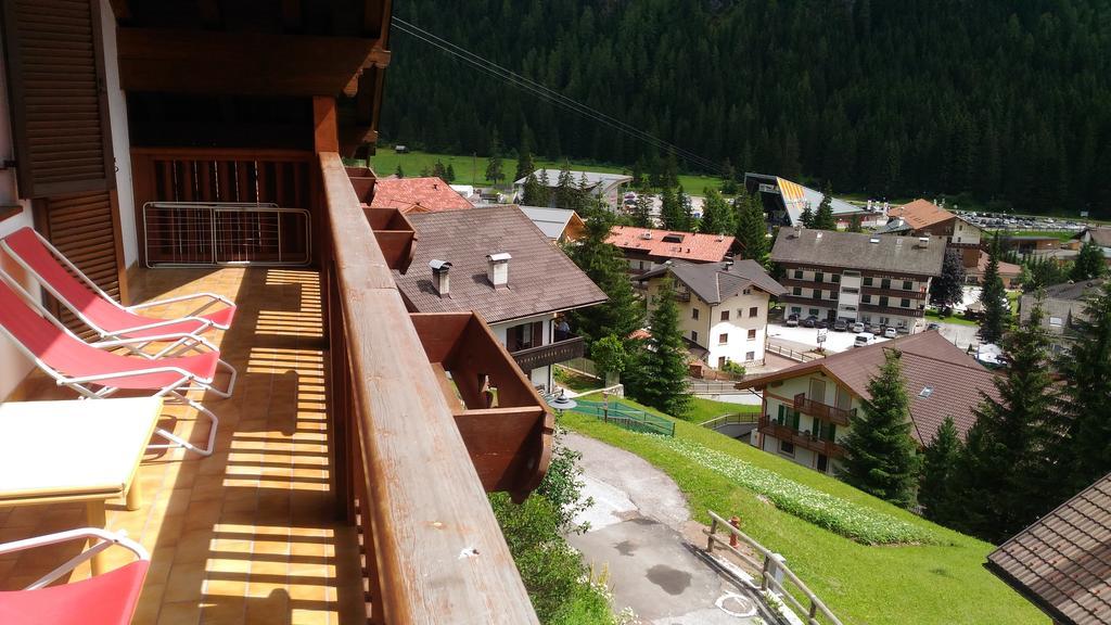 Appartamenti Vincenzo E Marcella Campitello di Fassa Eksteriør billede
